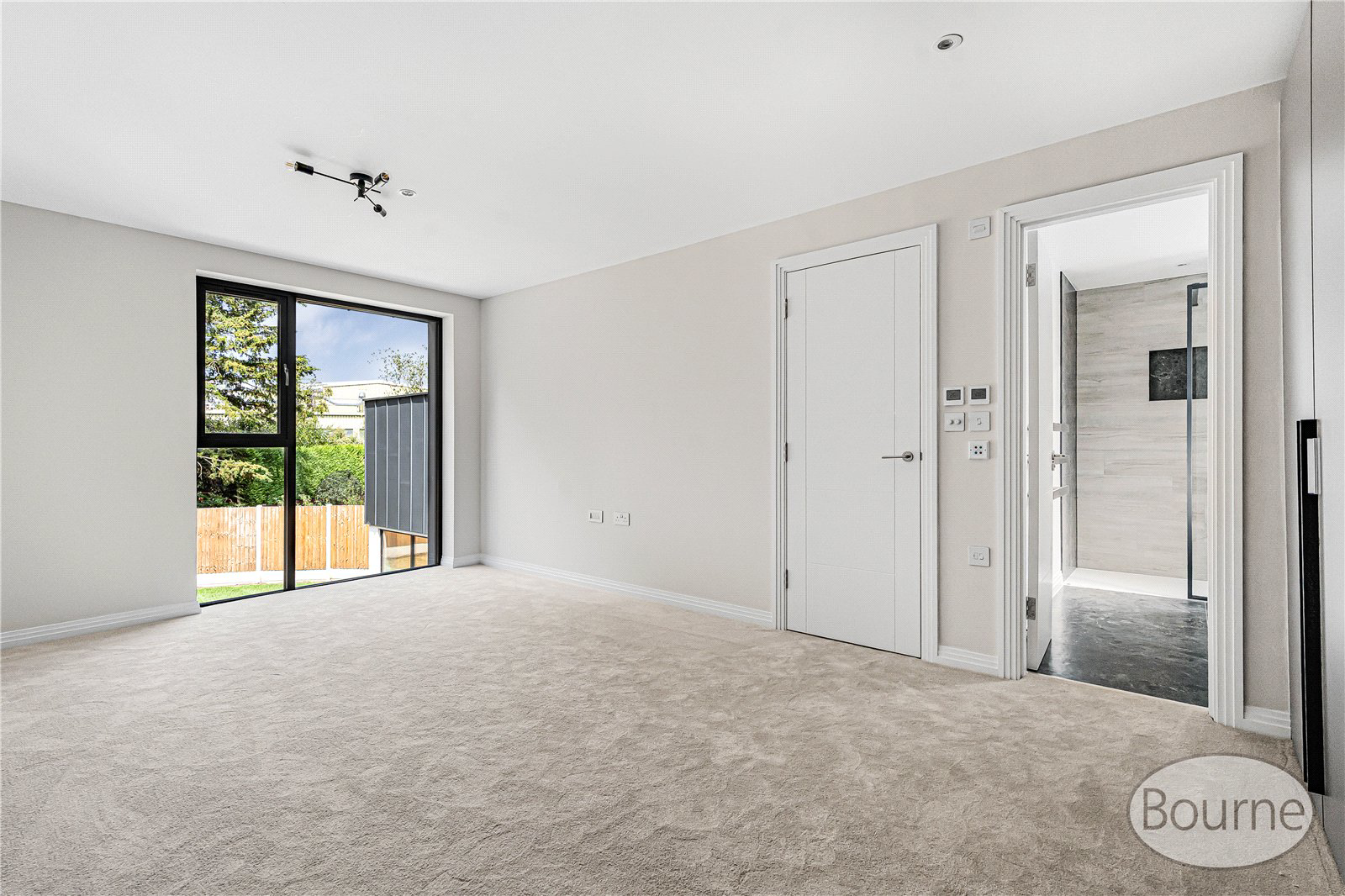 Kingfield Green, Woking, Surrey, GU22, photo 9