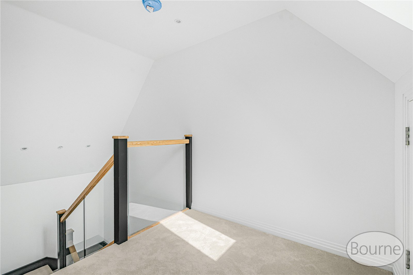 Kingfield Green, Woking, Surrey, GU22, photo 21