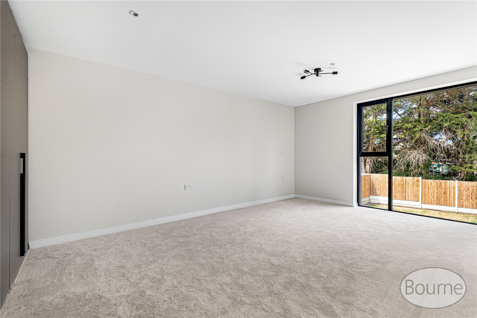 Kingfield Green, Woking, Surrey, GU22, photo 12