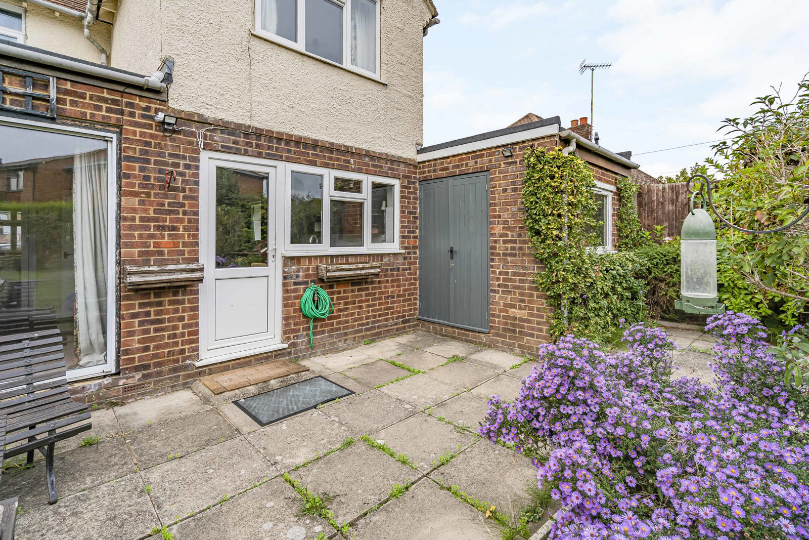 Manor Road, Ash, Surrey, GU12, photo 17