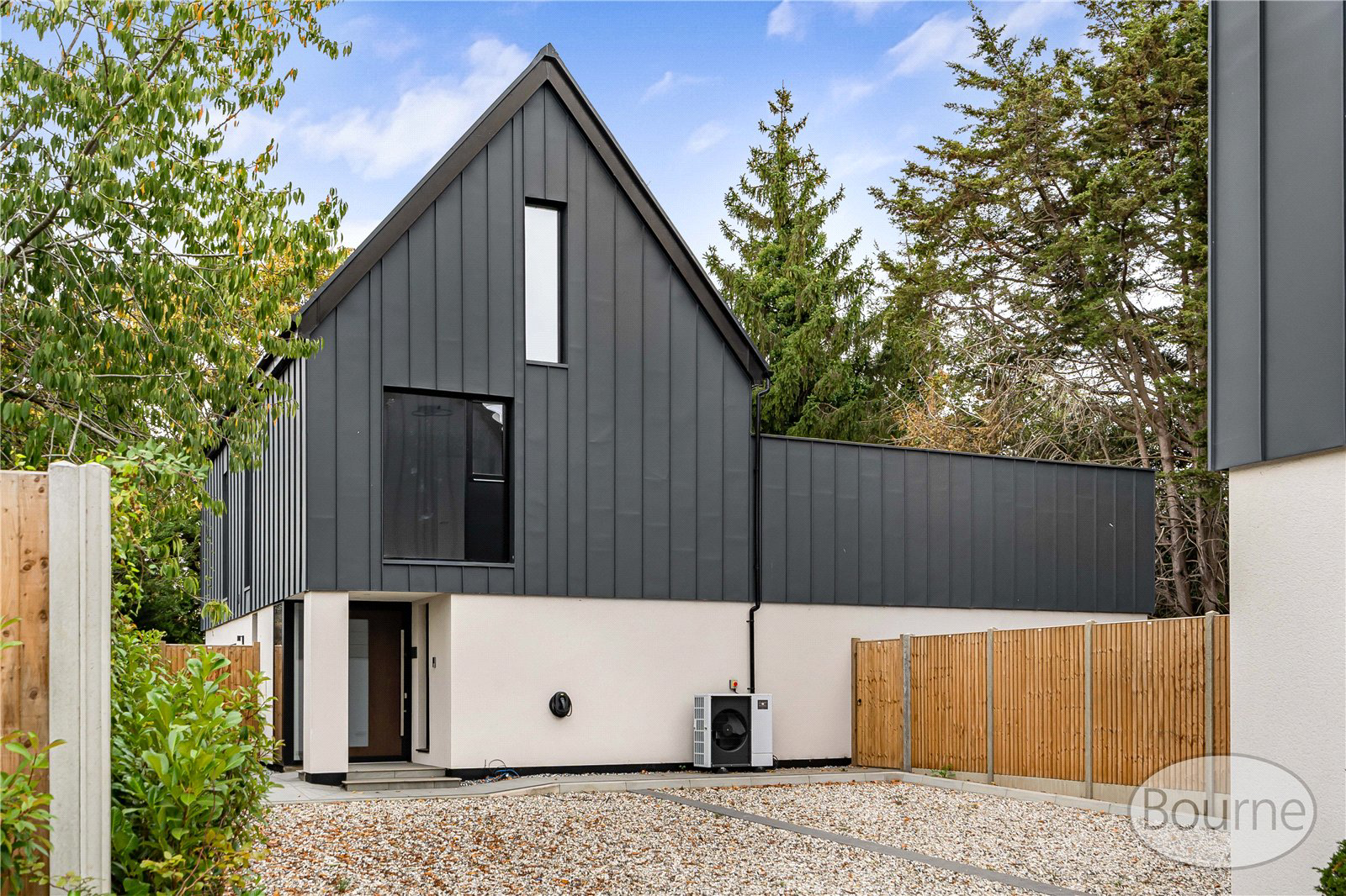 Kingfield Green, Woking, Surrey, GU22