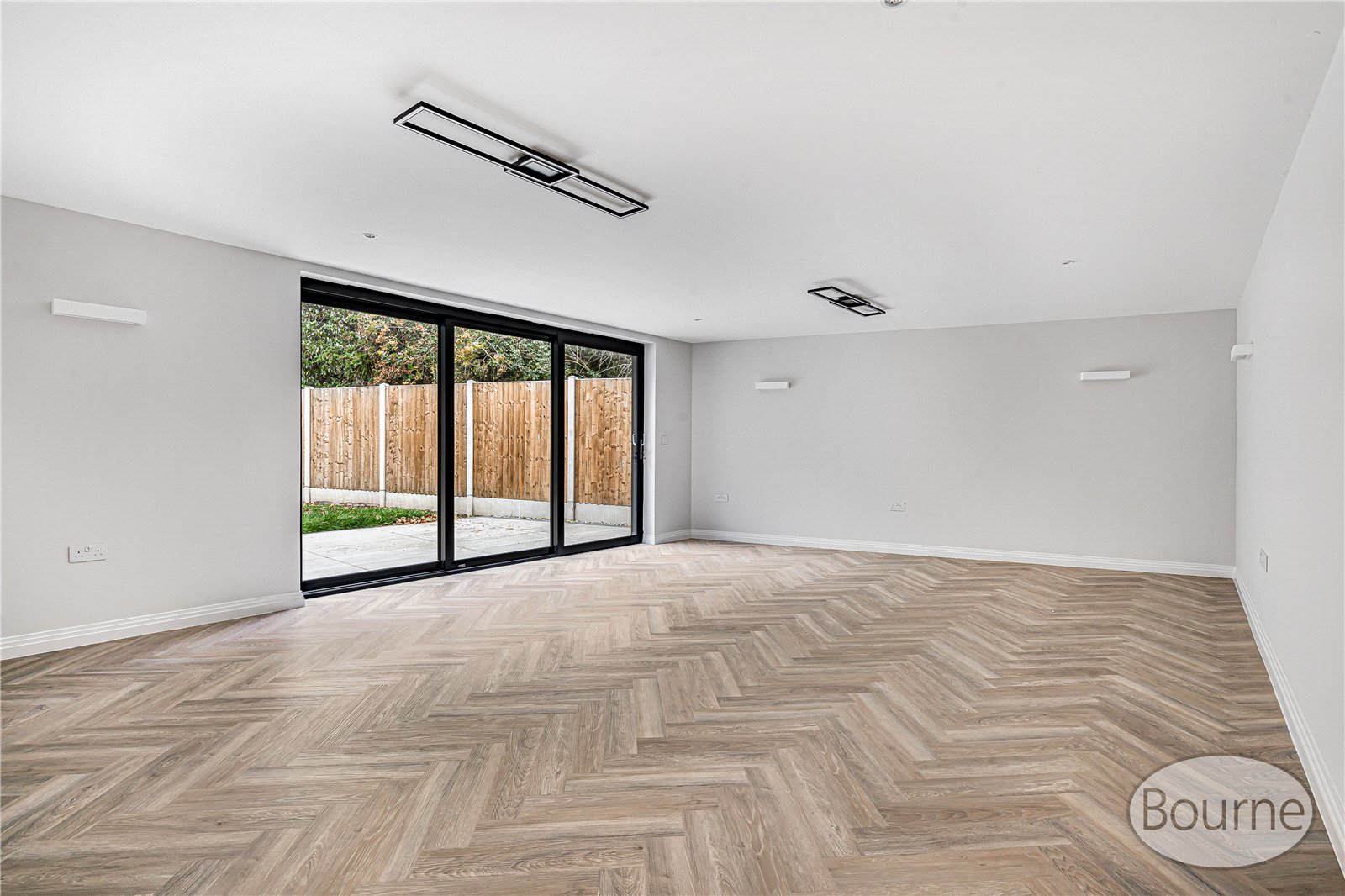 Kingfield Green, Woking, Surrey, GU22, photo 4