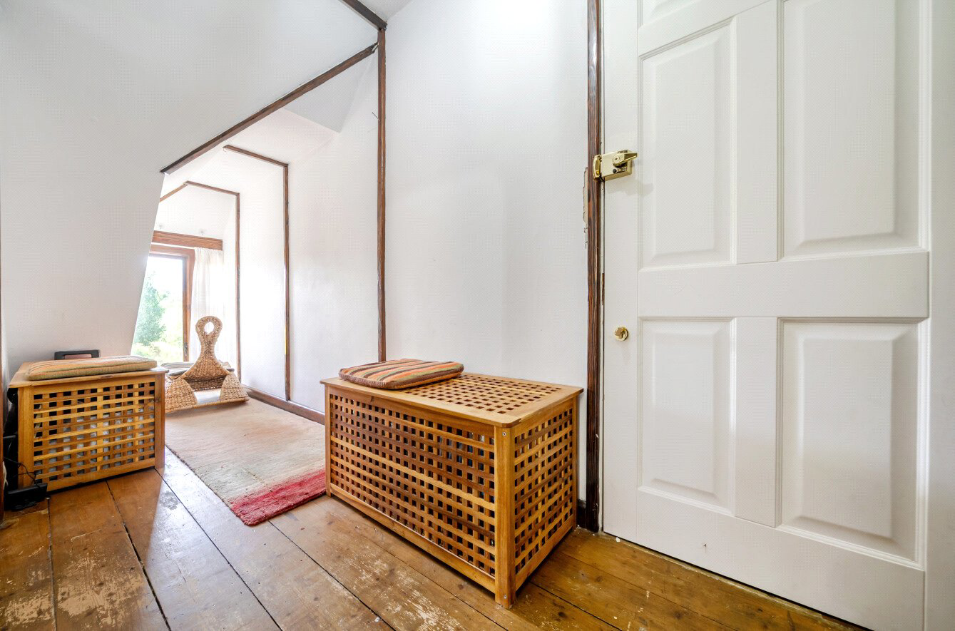 Shalford Road, Guildford, Surrey, GU1, photo 8