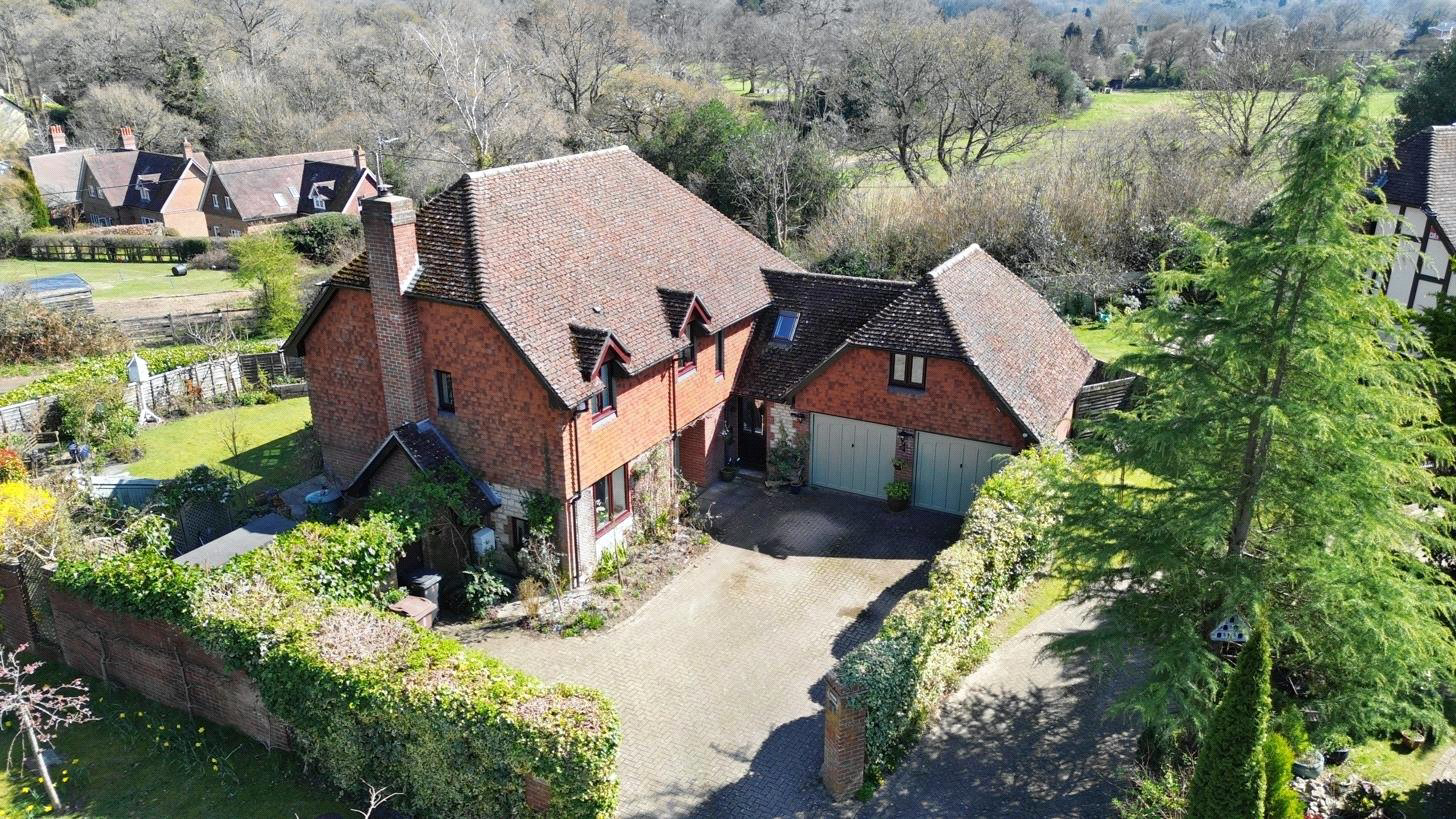 Curtis Close, Headley, Bordon, Hampshire, GU35, photo 9