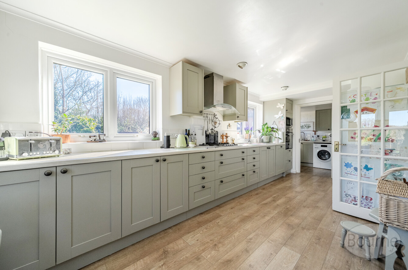 Curtis Close, Headley, Bordon, Hampshire, GU35, photo 4