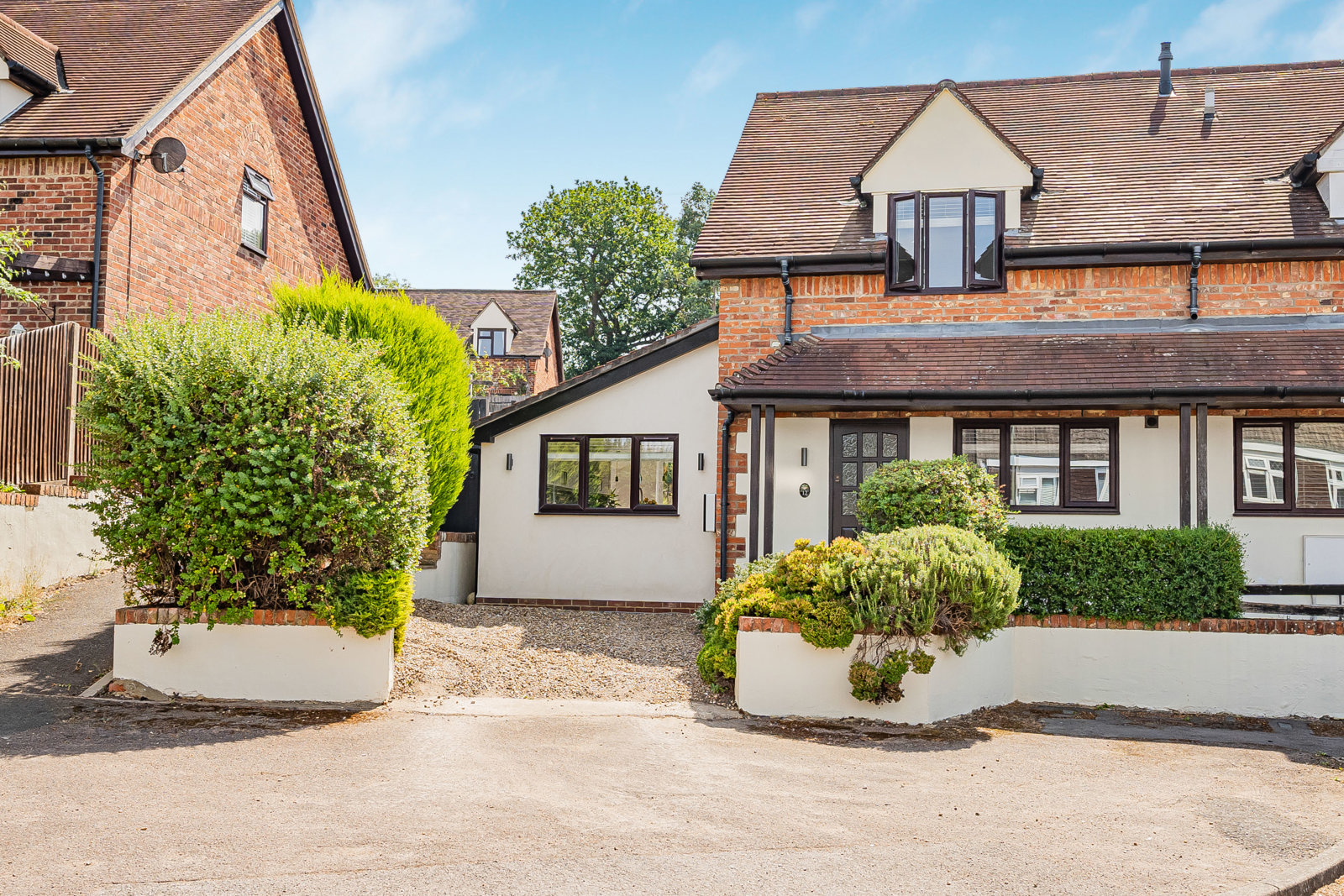 Keable Road, Wrecclesham, Farnham, Surrey, GU10