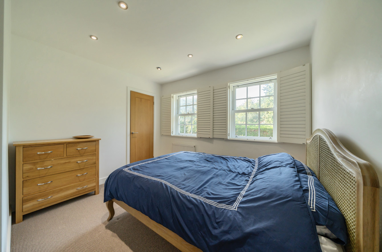 Brewery Road, Horsell, Woking, Surrey, GU21, photo 11