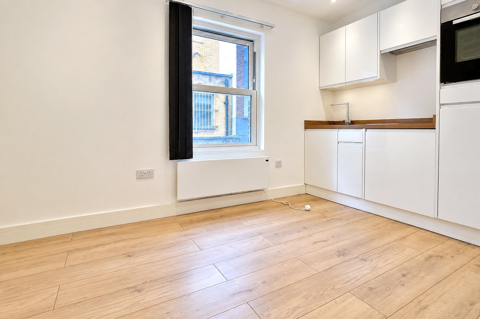 High Street, Woking, Surrey, GU21, photo 3