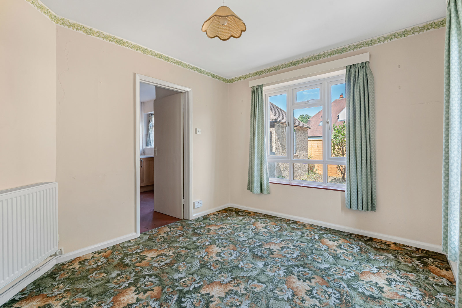 Hale Road, Farnham, Surrey, GU9, photo 3