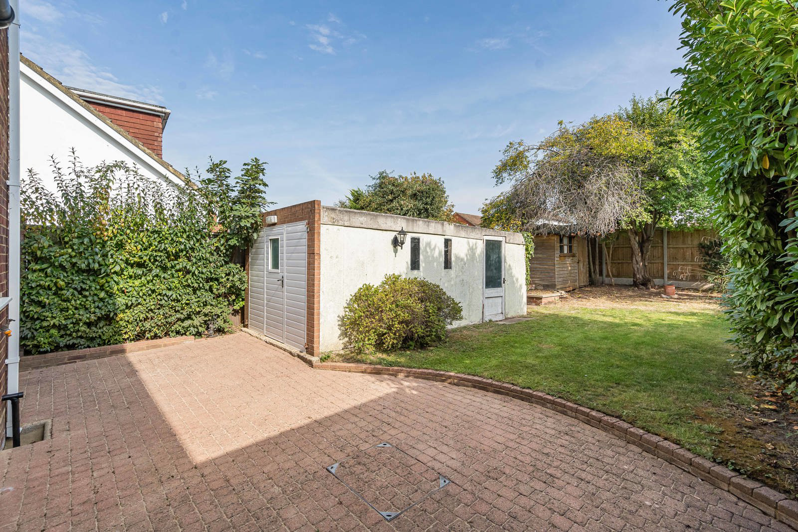 Brocks Drive, Fairlands, Guildford, Surrey, GU3, photo 9