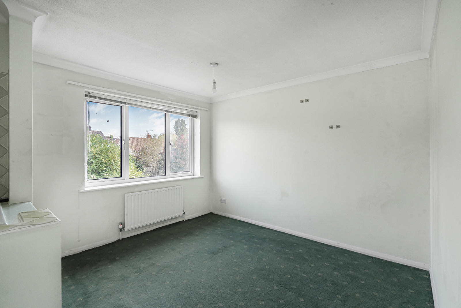 Brocks Drive, Fairlands, Guildford, Surrey, GU3, photo 14