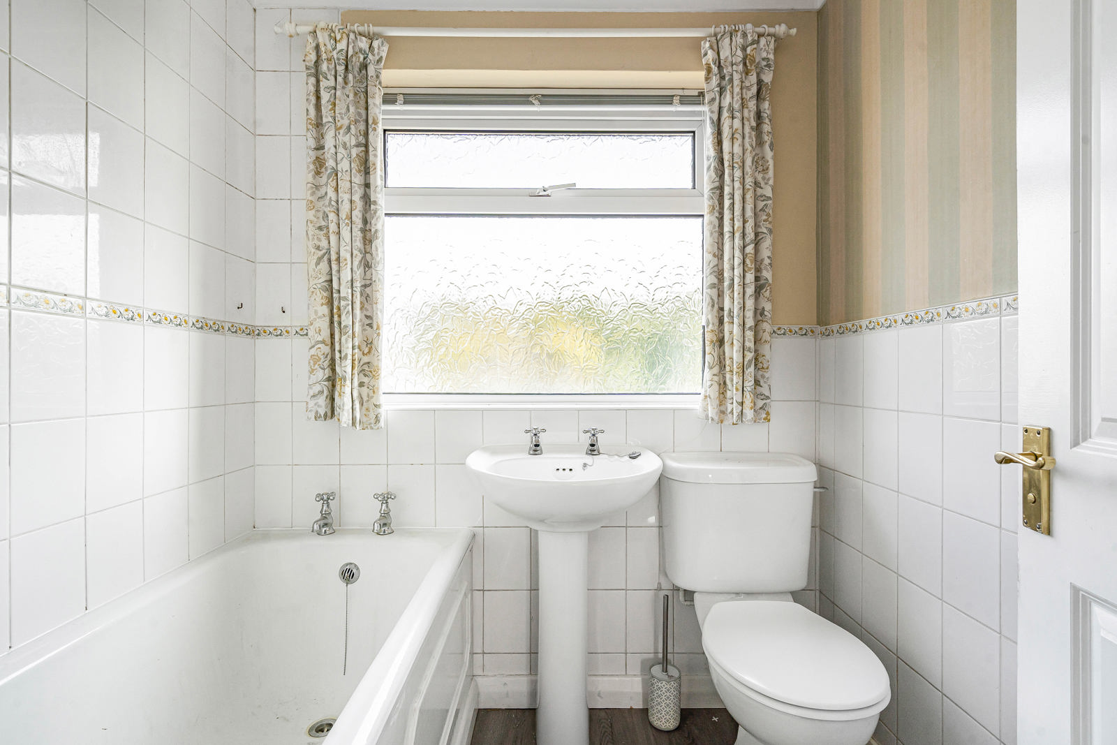 Brocks Drive, Fairlands, Guildford, Surrey, GU3, photo 8