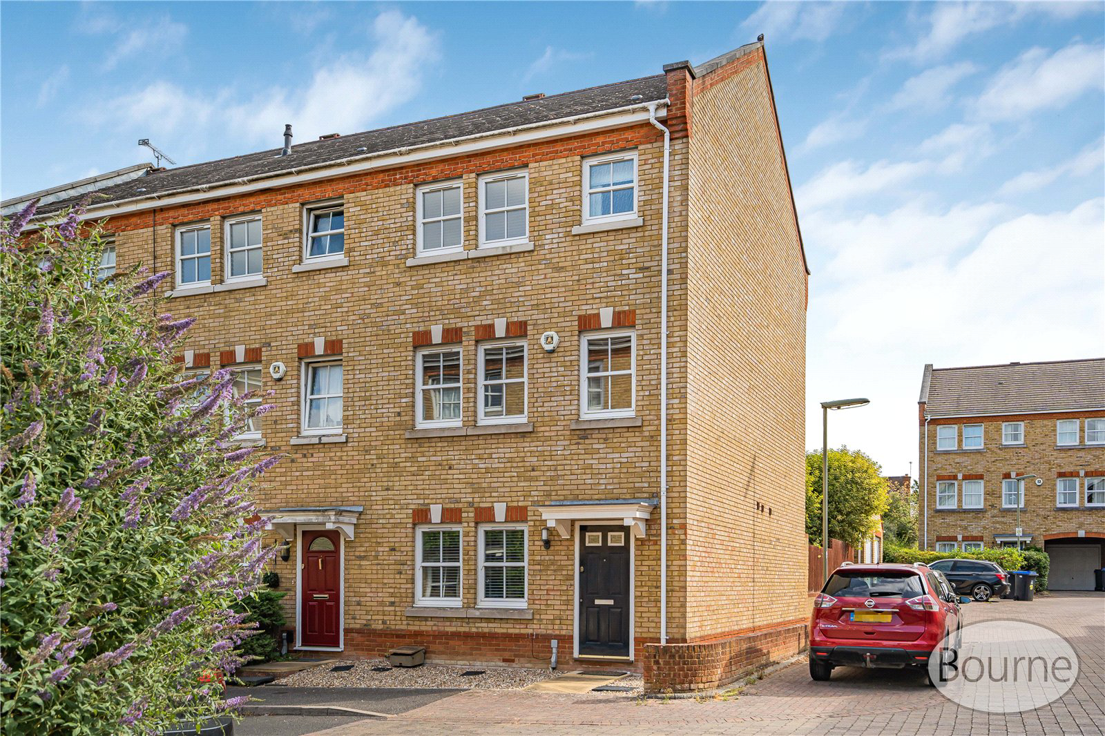 Florence Way, Knaphill, Woking, Surrey, GU21