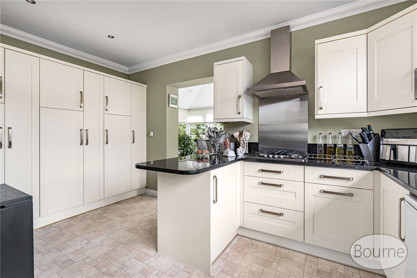 White Lane, Ash Green, Surrey, GU12, photo 4