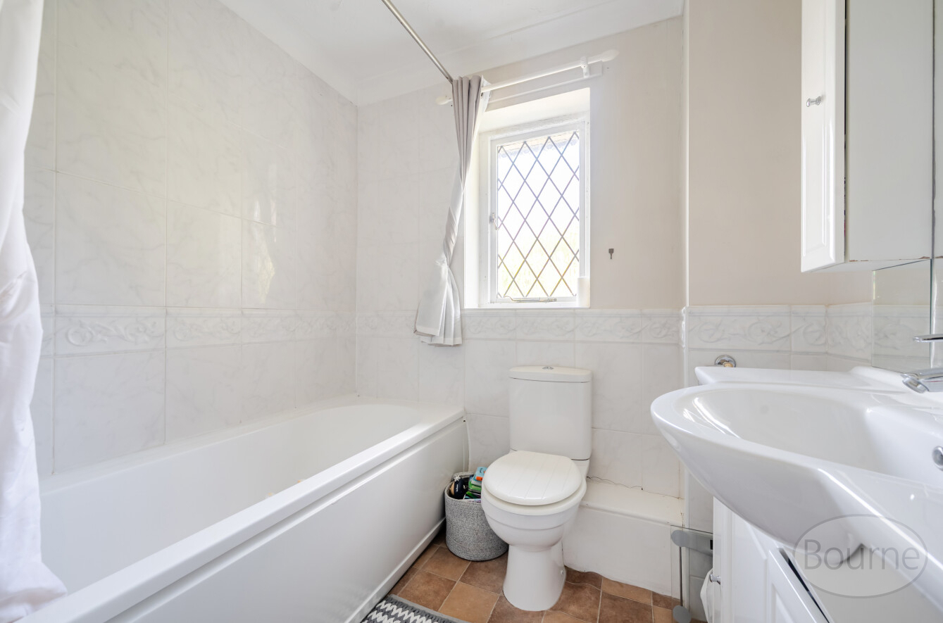 Downs View, Holybourne, Hampshire, GU34, photo 9