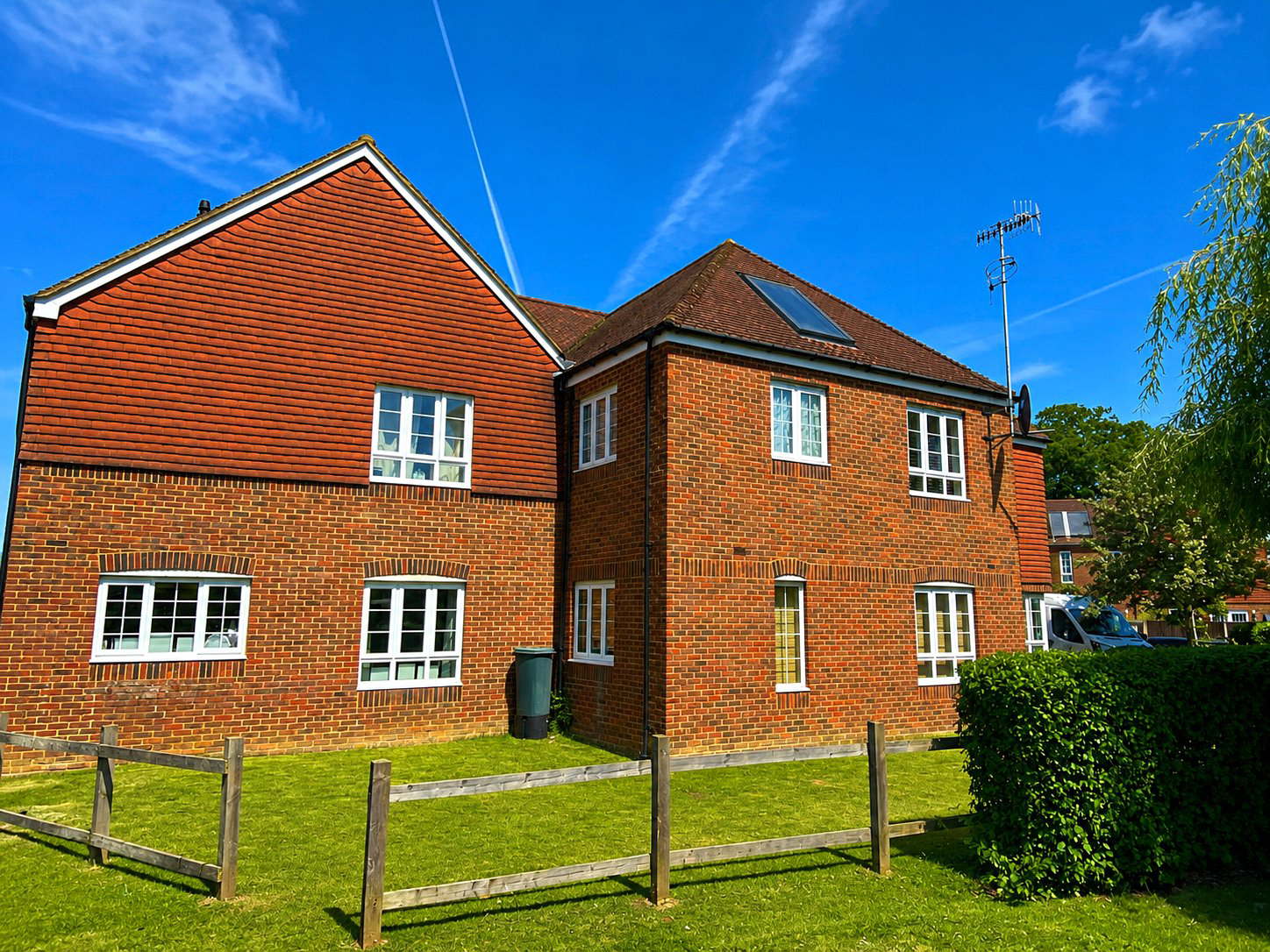 Dorlcote Way, Witley, Godalming, Surrey, GU8