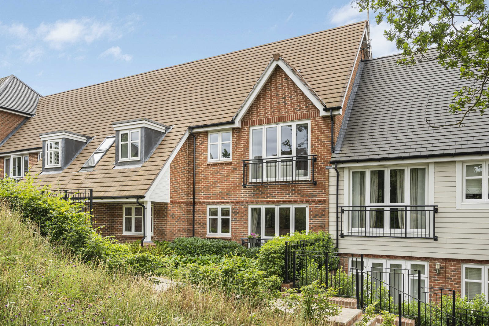 Consort Drive, Leatherhead, Surrey, KT22