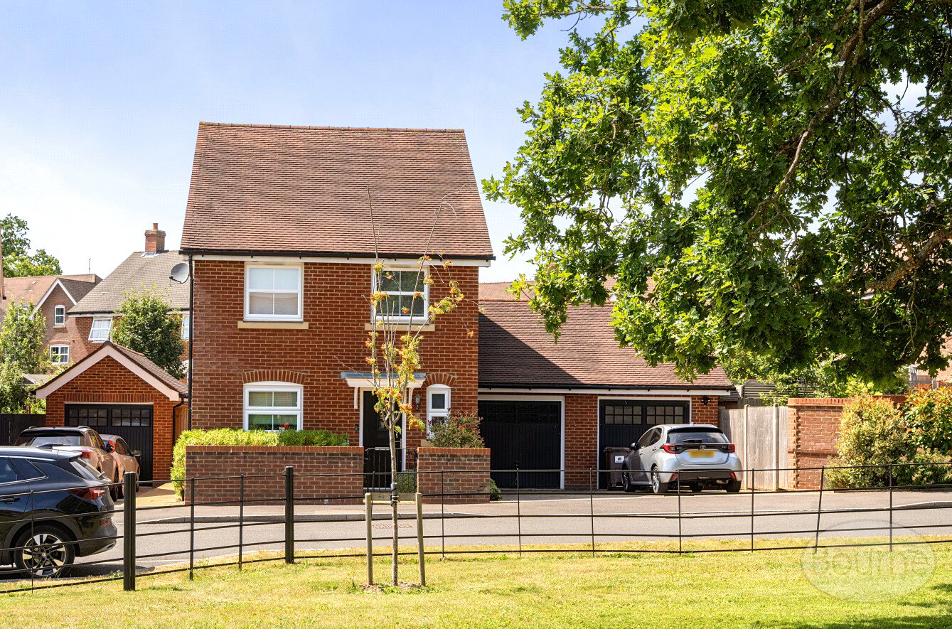 Farm Drive, Petersfield, Hampshire, GU31