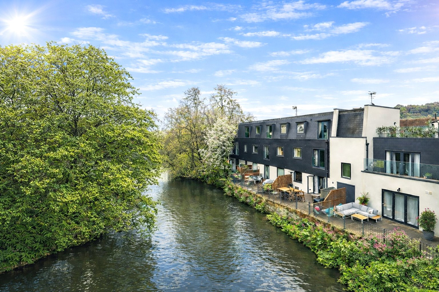 Flambard Way, Godalming, Surrey, GU7