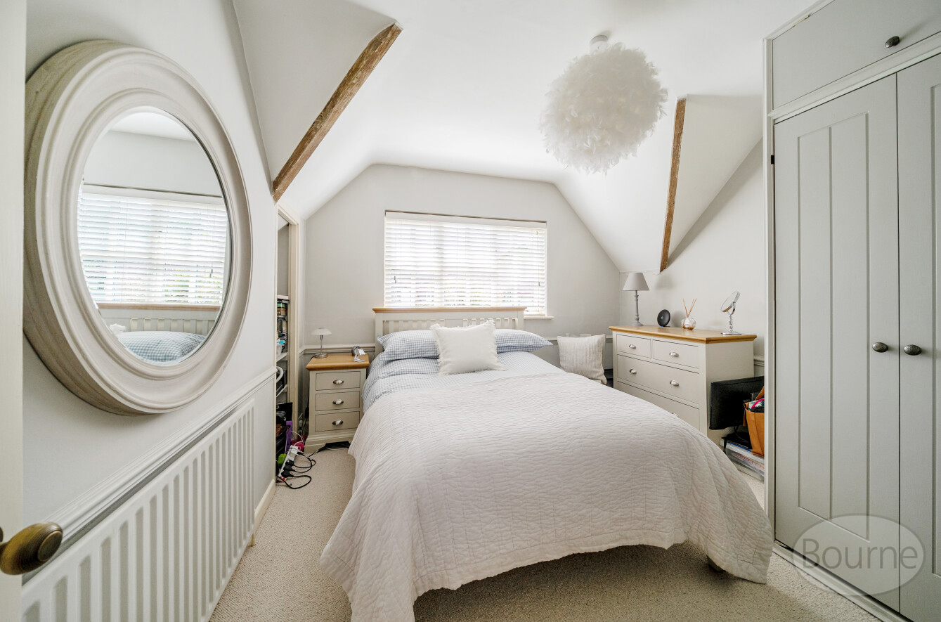 Boundstone Close, Wrecclesham, Farnham, Surrey, GU10, photo 9