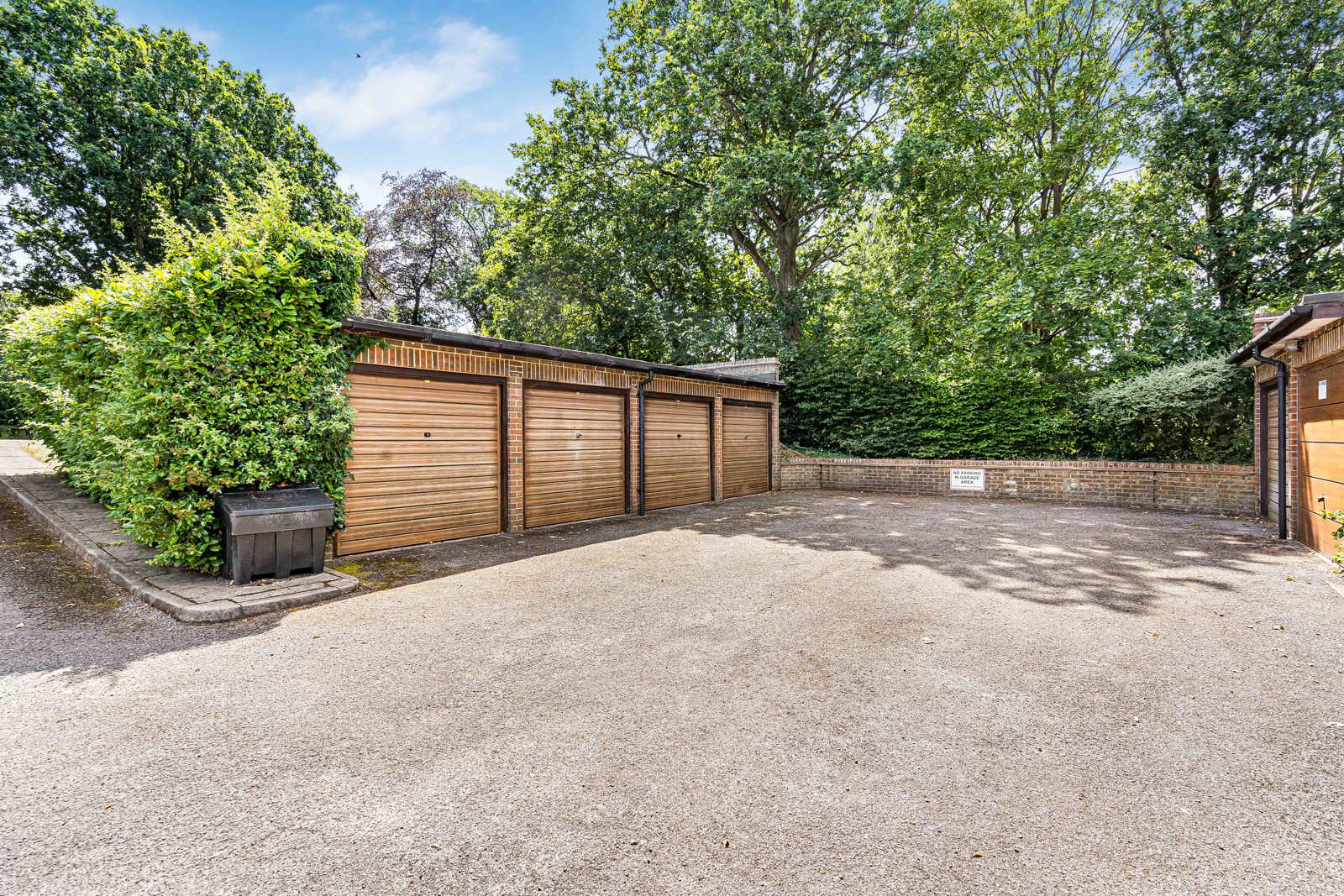 Morley Road, Farnham, Surrey, GU9, photo 10