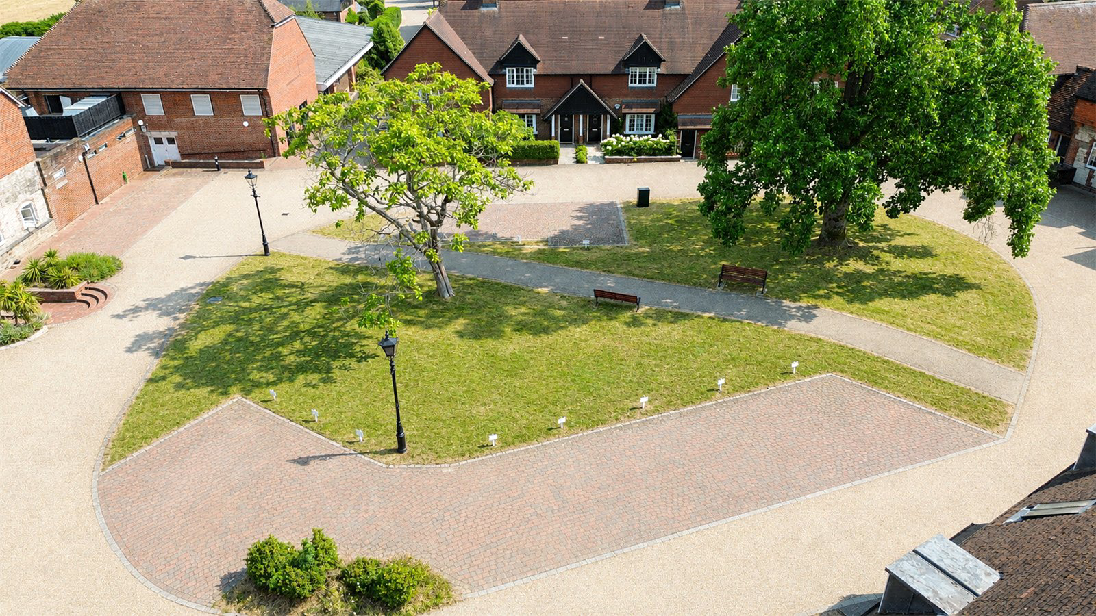 Ryebridge Lane, Upper Froyle, Alton, Hampshire, GU34, photo 2