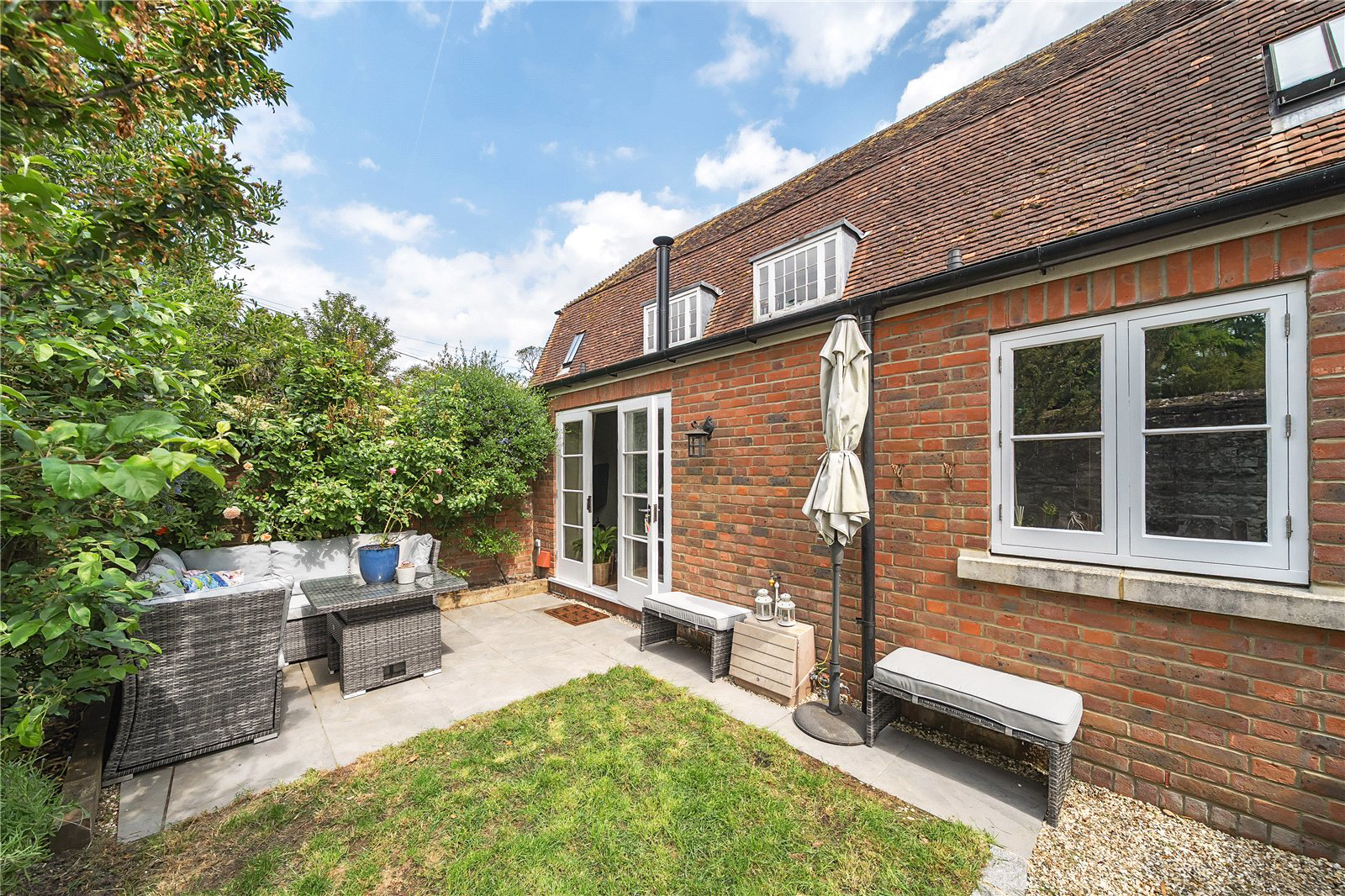 Ryebridge Lane, Upper Froyle, Alton, Hampshire, GU34, photo 13