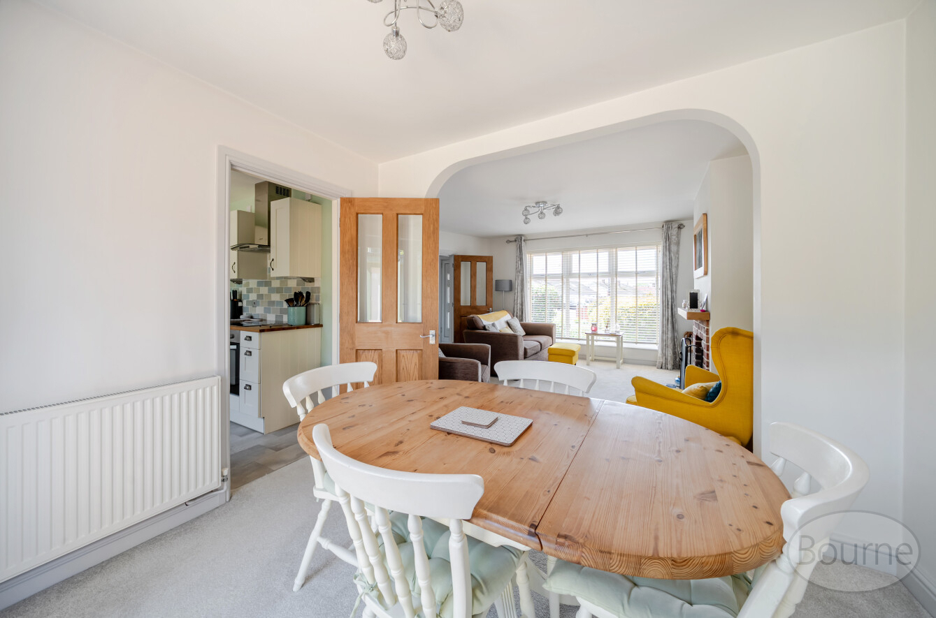 York Road, Ash, Surrey, GU12, photo 3