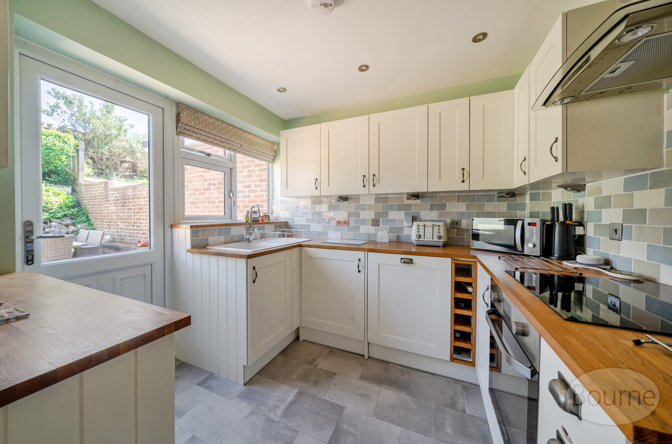 York Road, Ash, Surrey, GU12, photo 5