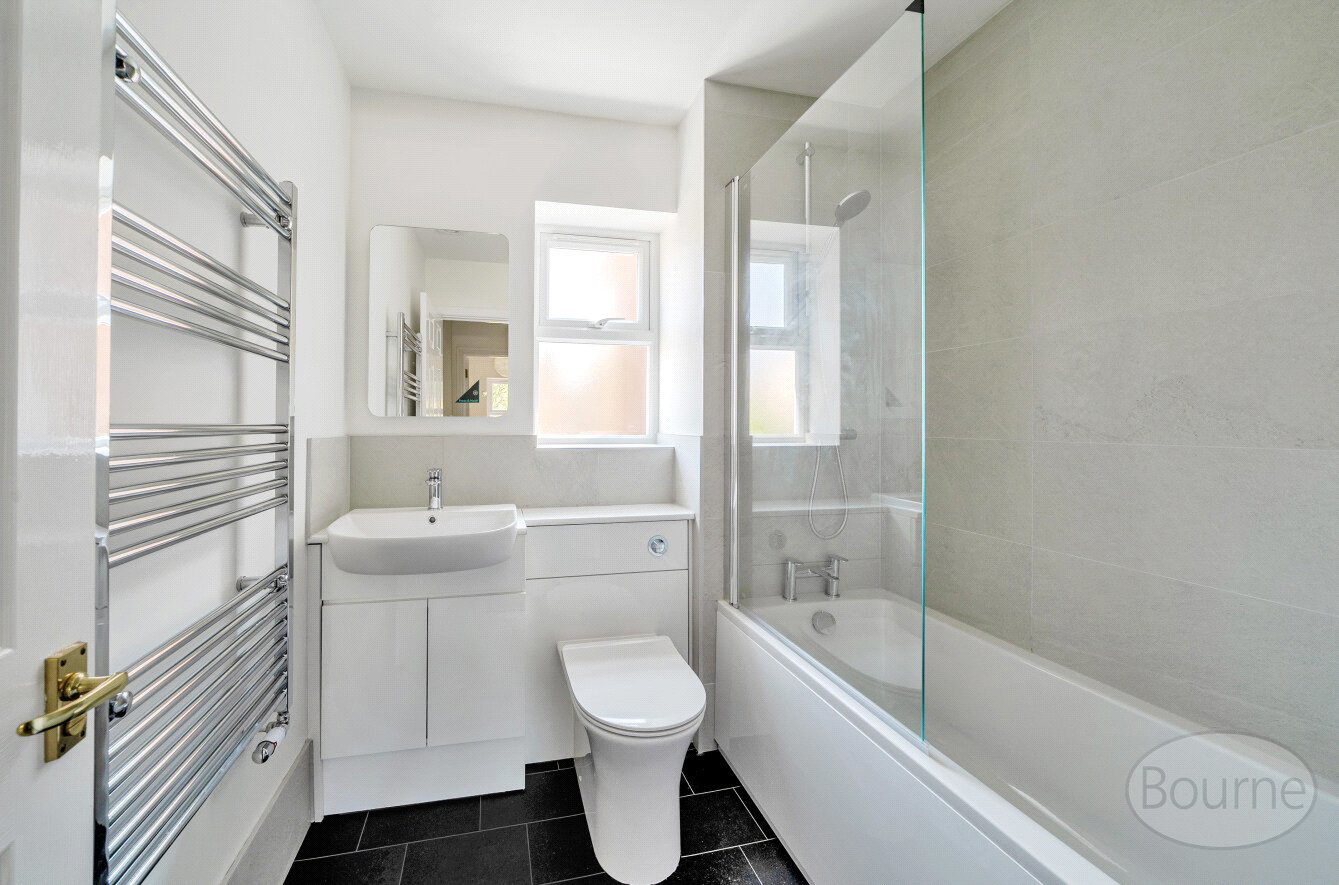 Hale Place, Farnham, Surrey, GU9, photo 9