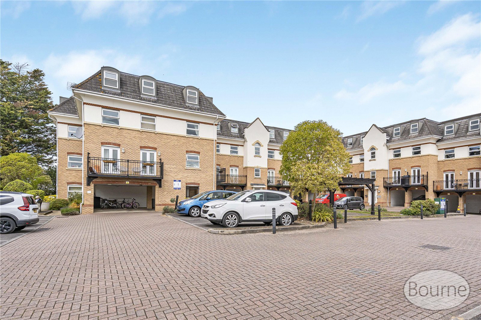 Hipley Street, Old Woking, Woking, Surrey, GU22
