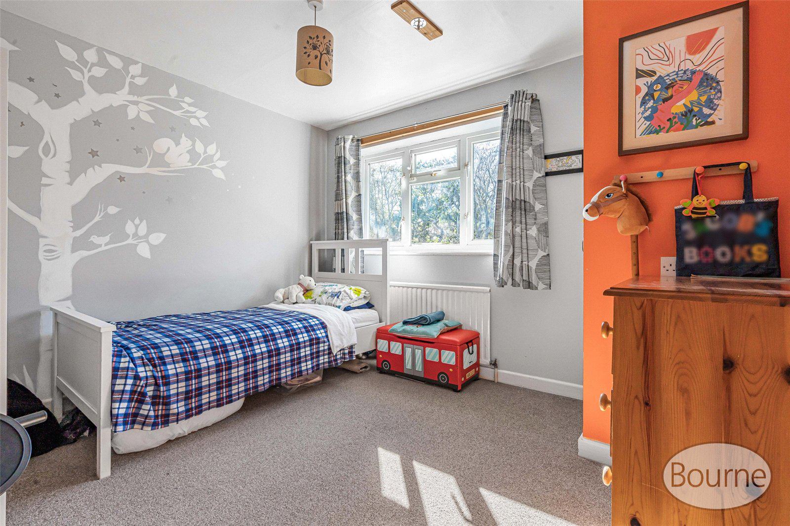 Hermitage Woods Crescent, St. Johns, Woking, Surrey, GU21, photo 10