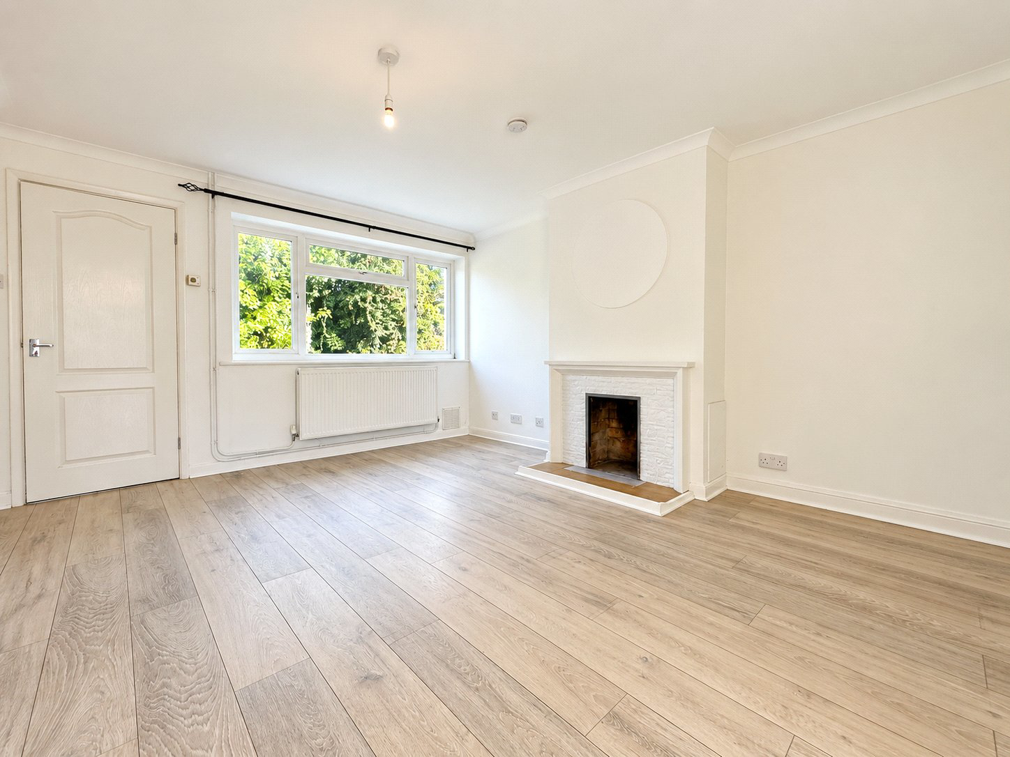 Riverdale, Wrecclesham, Farnham, Surrey, GU10, photo 2