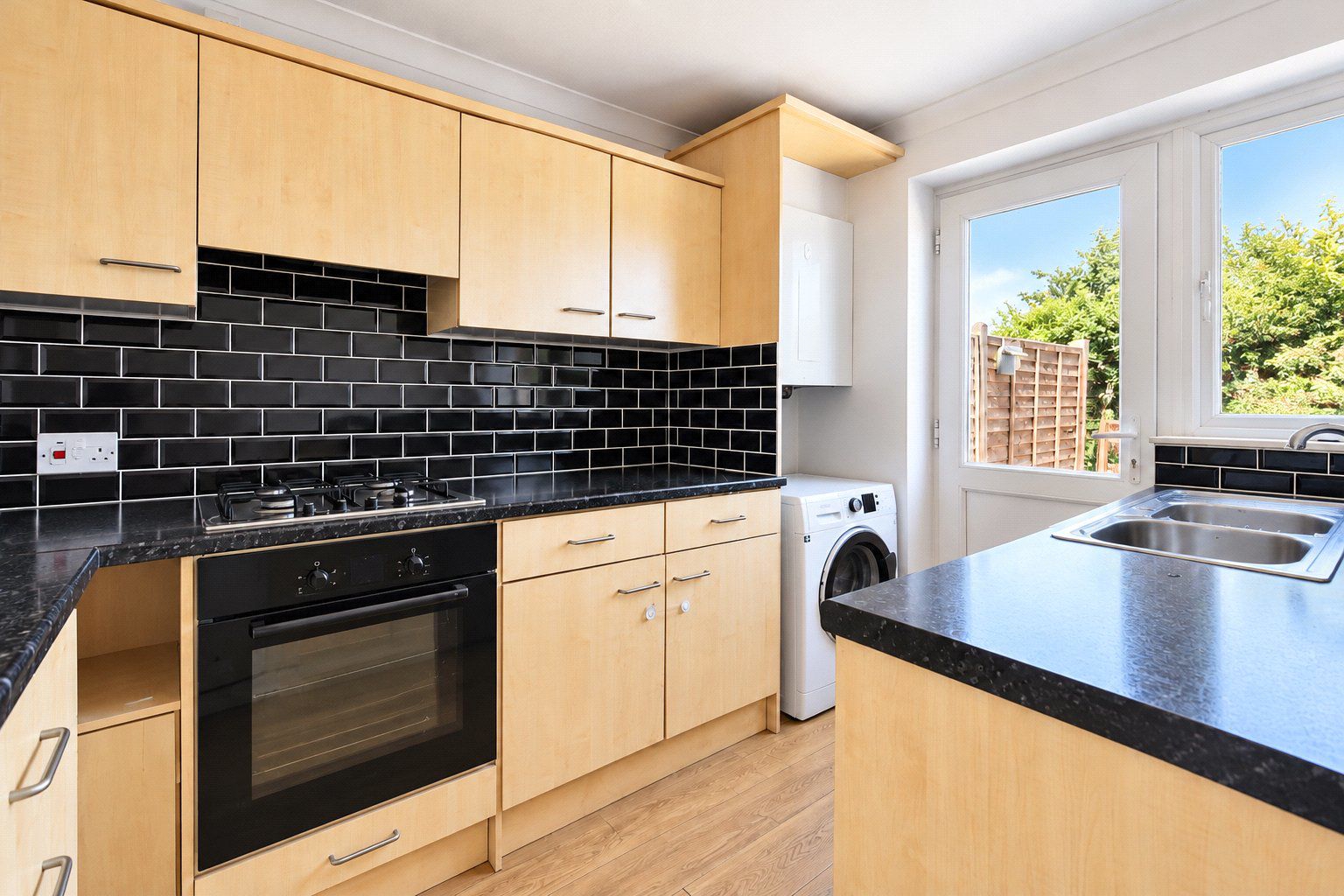 Riverdale, Wrecclesham, Farnham, Surrey, GU10, photo 4