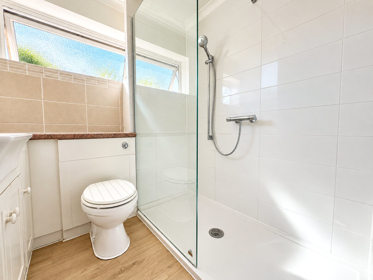 Riverdale, Wrecclesham, Farnham, Surrey, GU10, photo 9