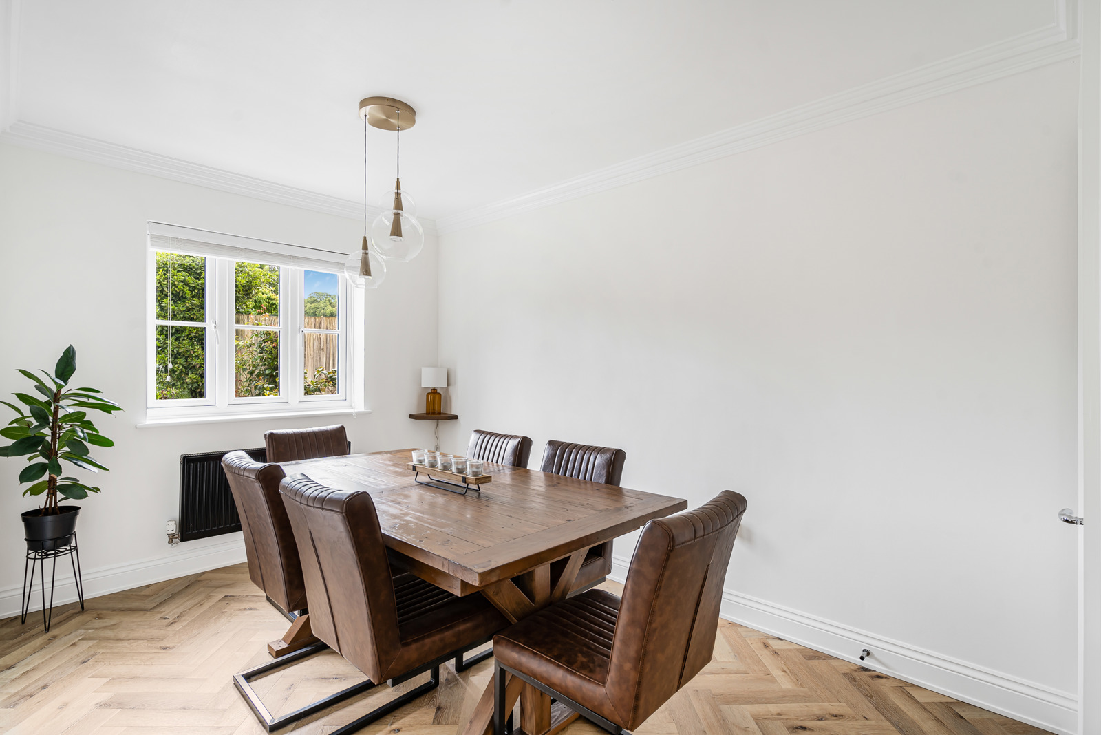 Shirnall Meadow, Lower Farringdon, Alton, Hampshire, GU34, photo 5