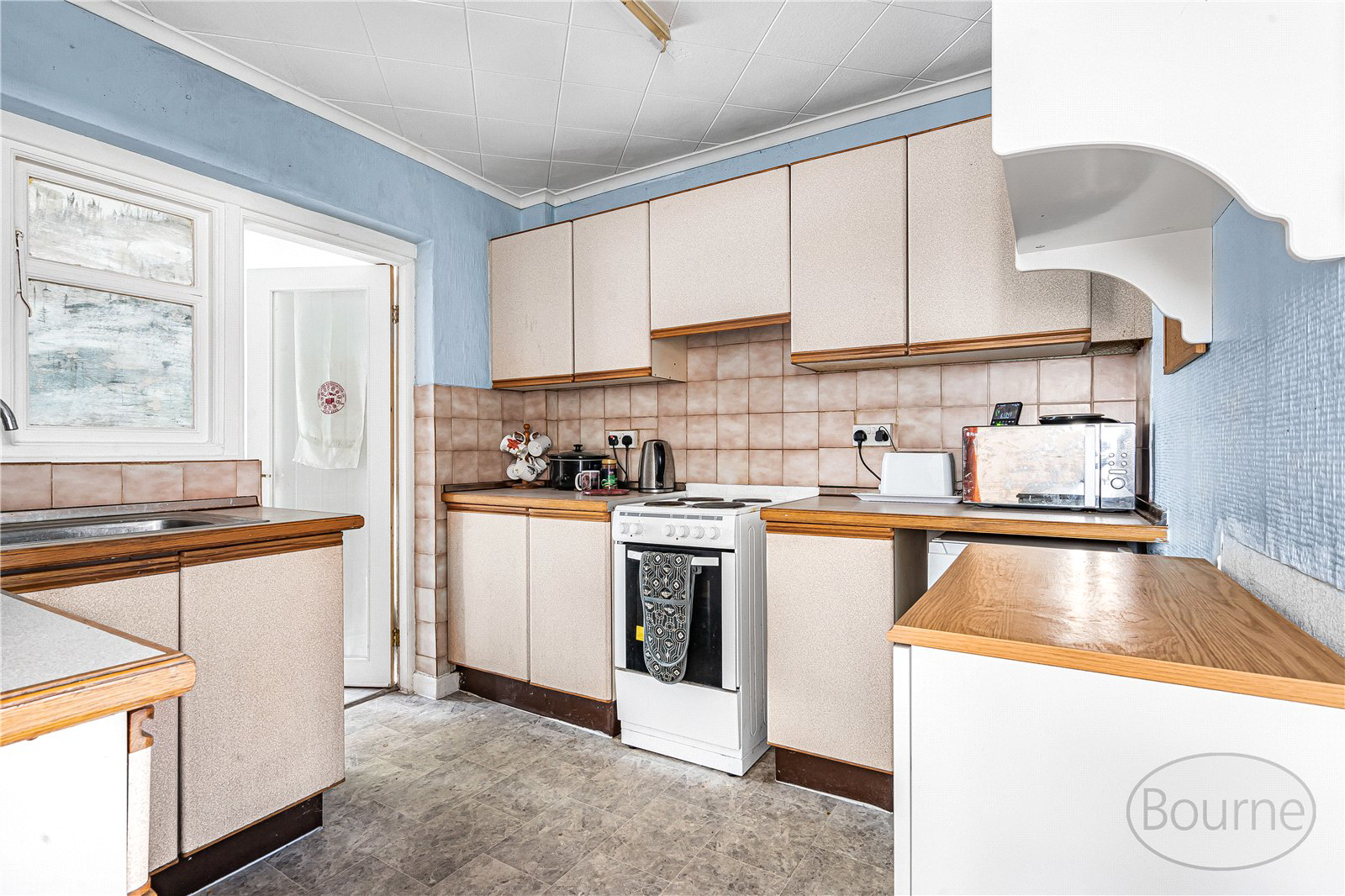 Sutton Avenue, St. John's, Woking, Surrey, GU21, photo 3