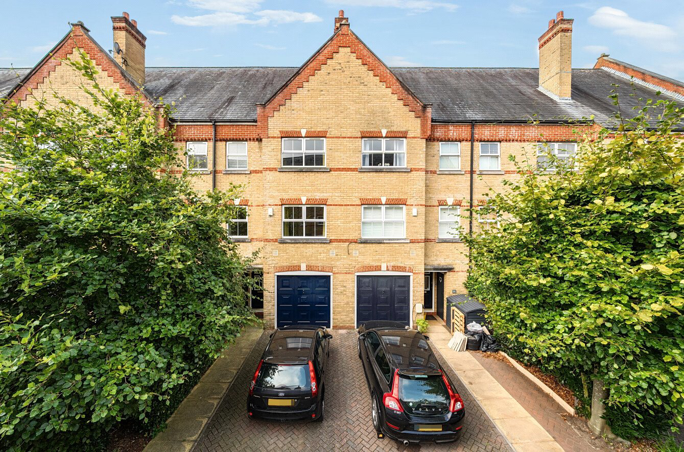 Silistria Close, Knaphill, Woking, Surrey, GU21, photo 22