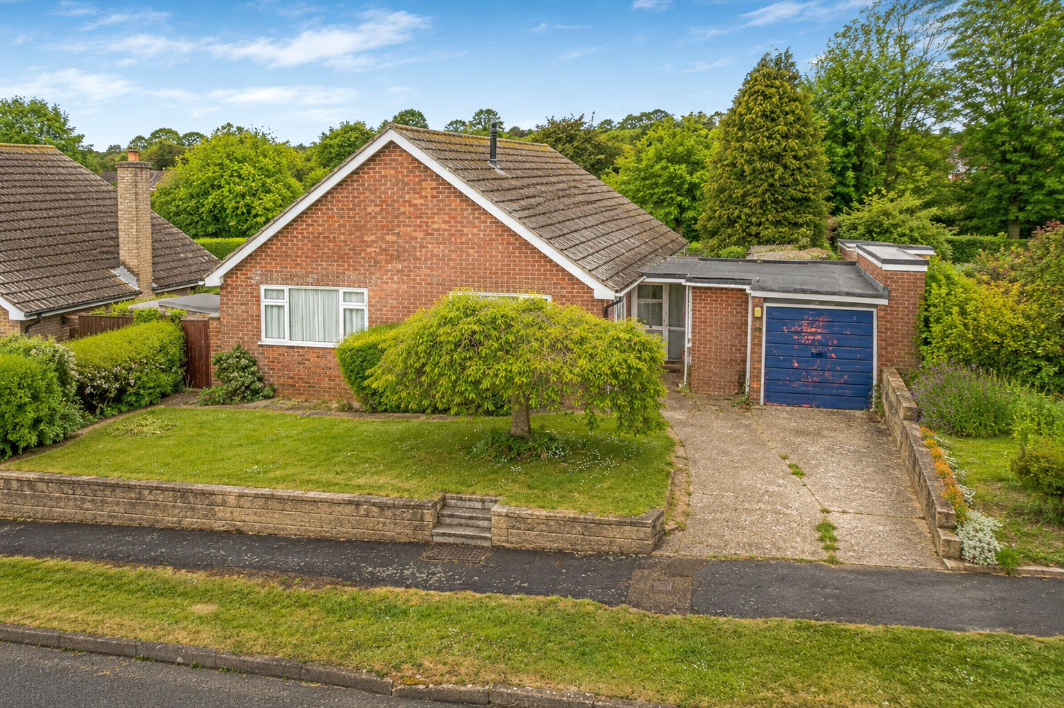 Thorn Lane, Four Marks, Alton, Hampshire, GU34