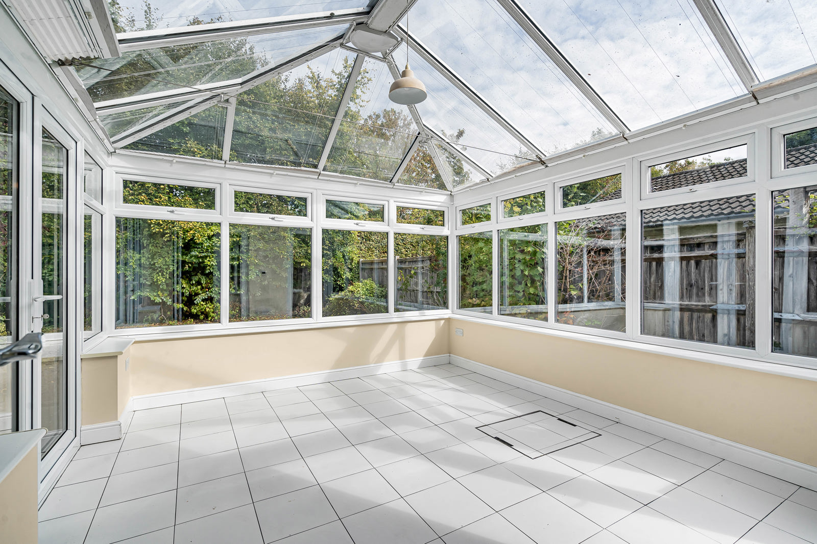 Byworth Road, Farnham, Surrey, GU9, photo 5