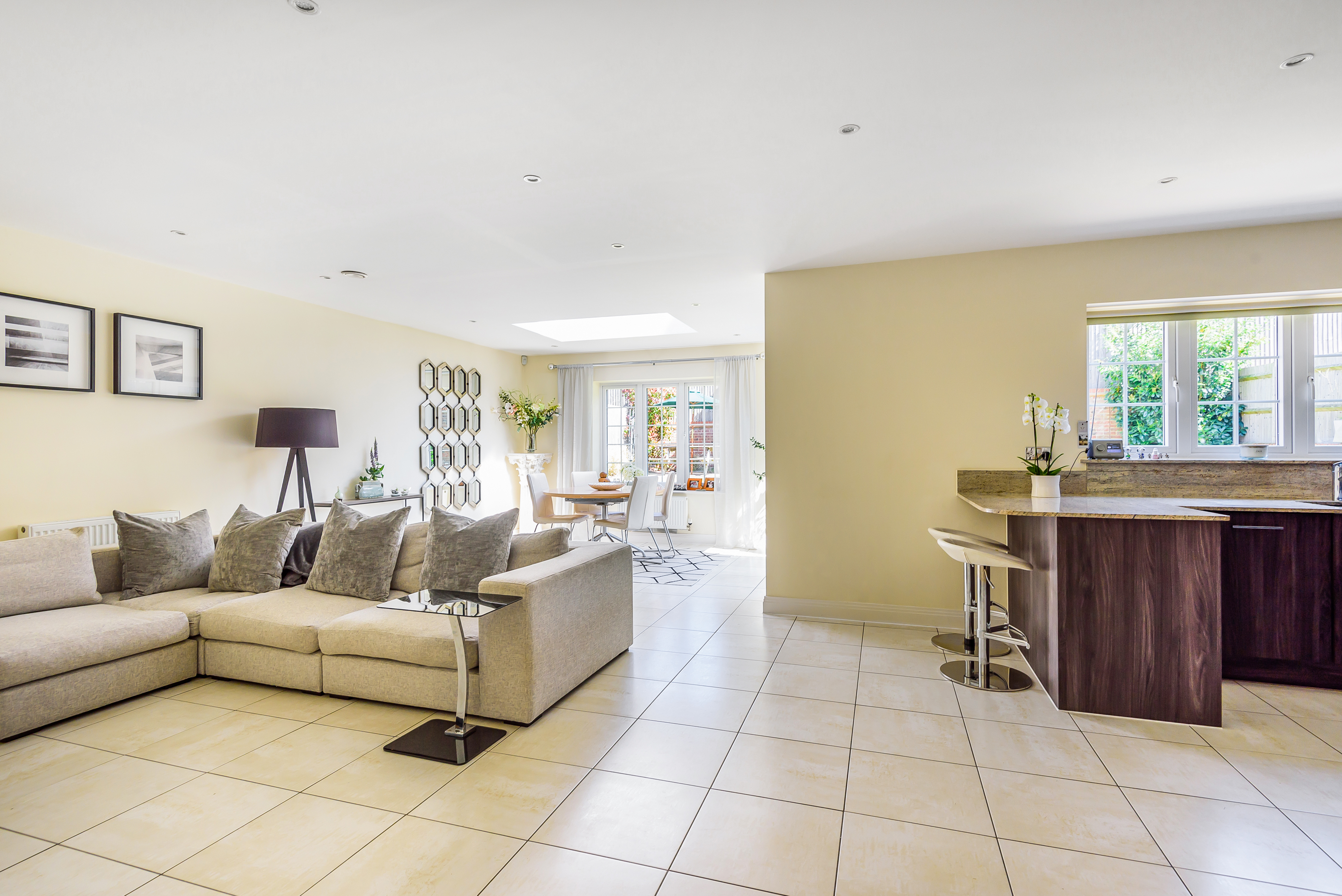 Aberdeen Way, Knaphill, Woking, Surrey, GU21, photo 13