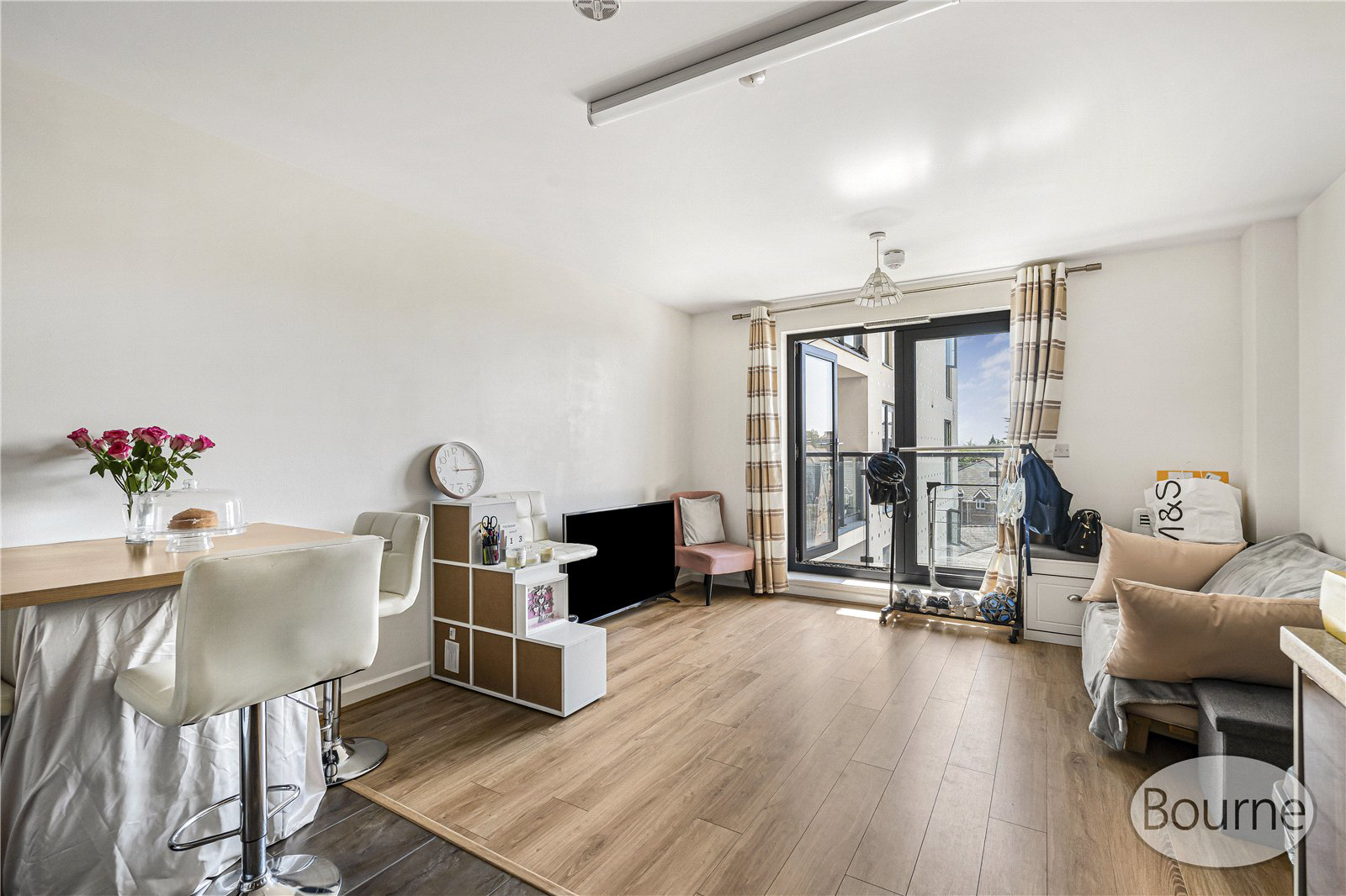 Guildford Road, Woking, Surrey, GU22, photo 4