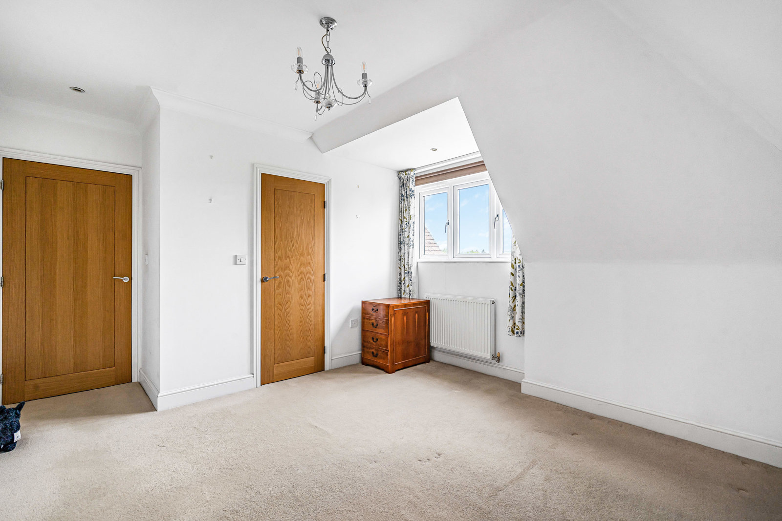 Between Streets, Cobham, Surrey, KT11, photo 7