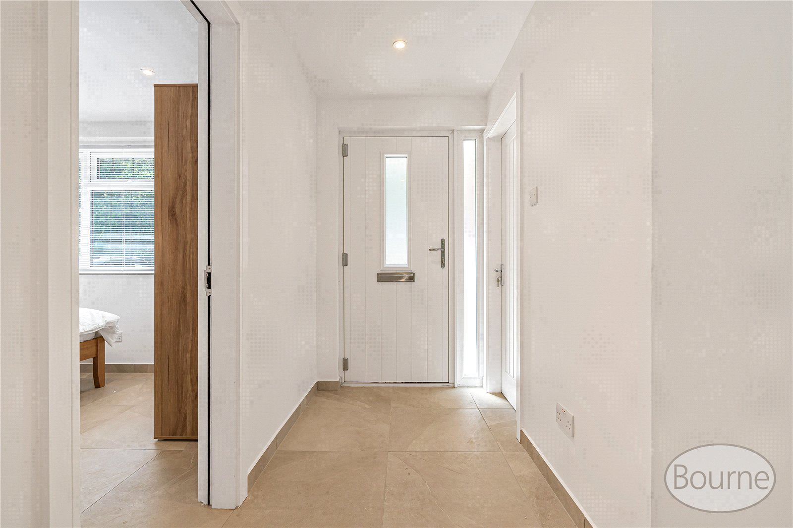 Loncin Mead Avenue, New Haw, Addlestone, Surrey, KT15, photo 5