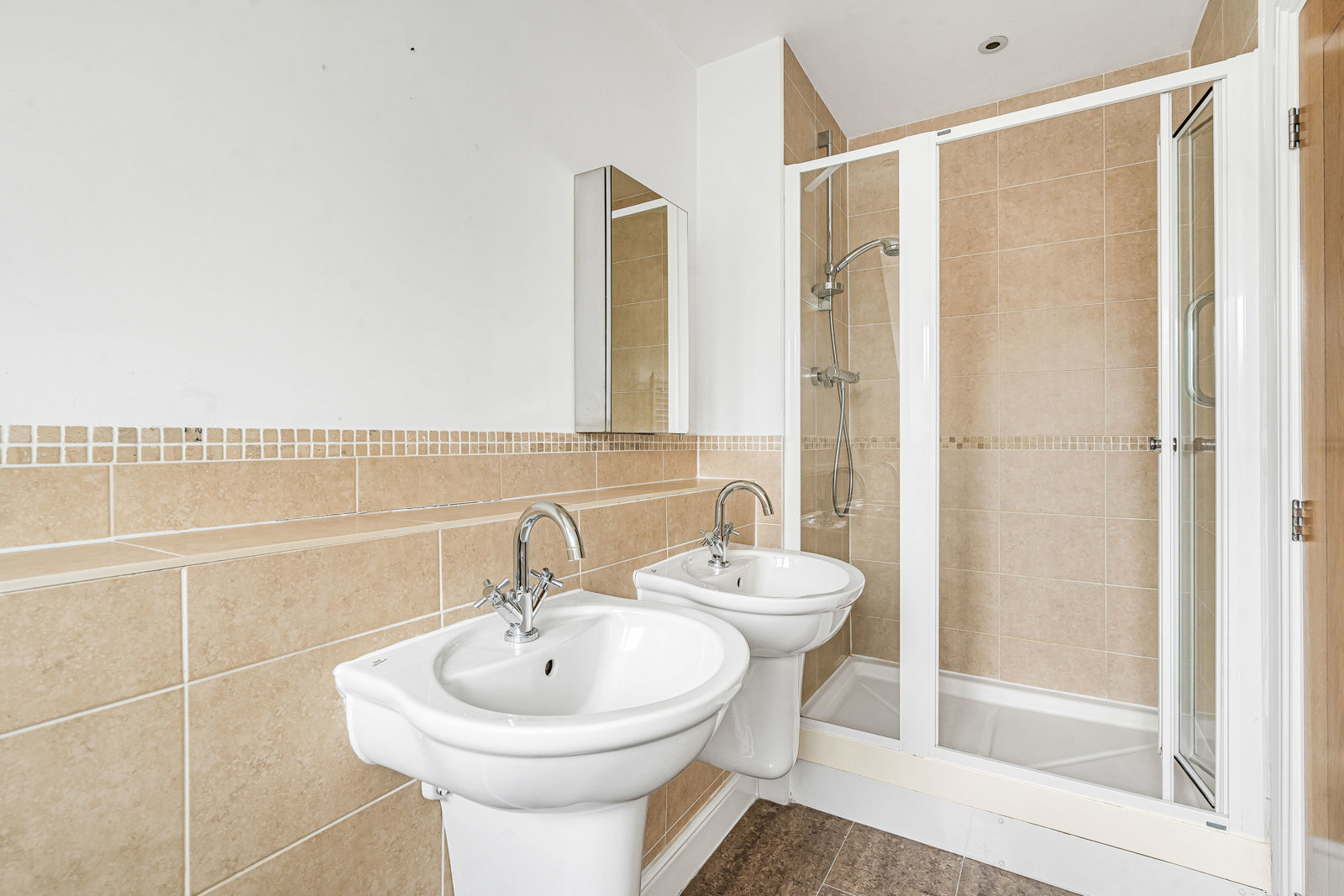 Between Streets, Cobham, Surrey, KT11, photo 14