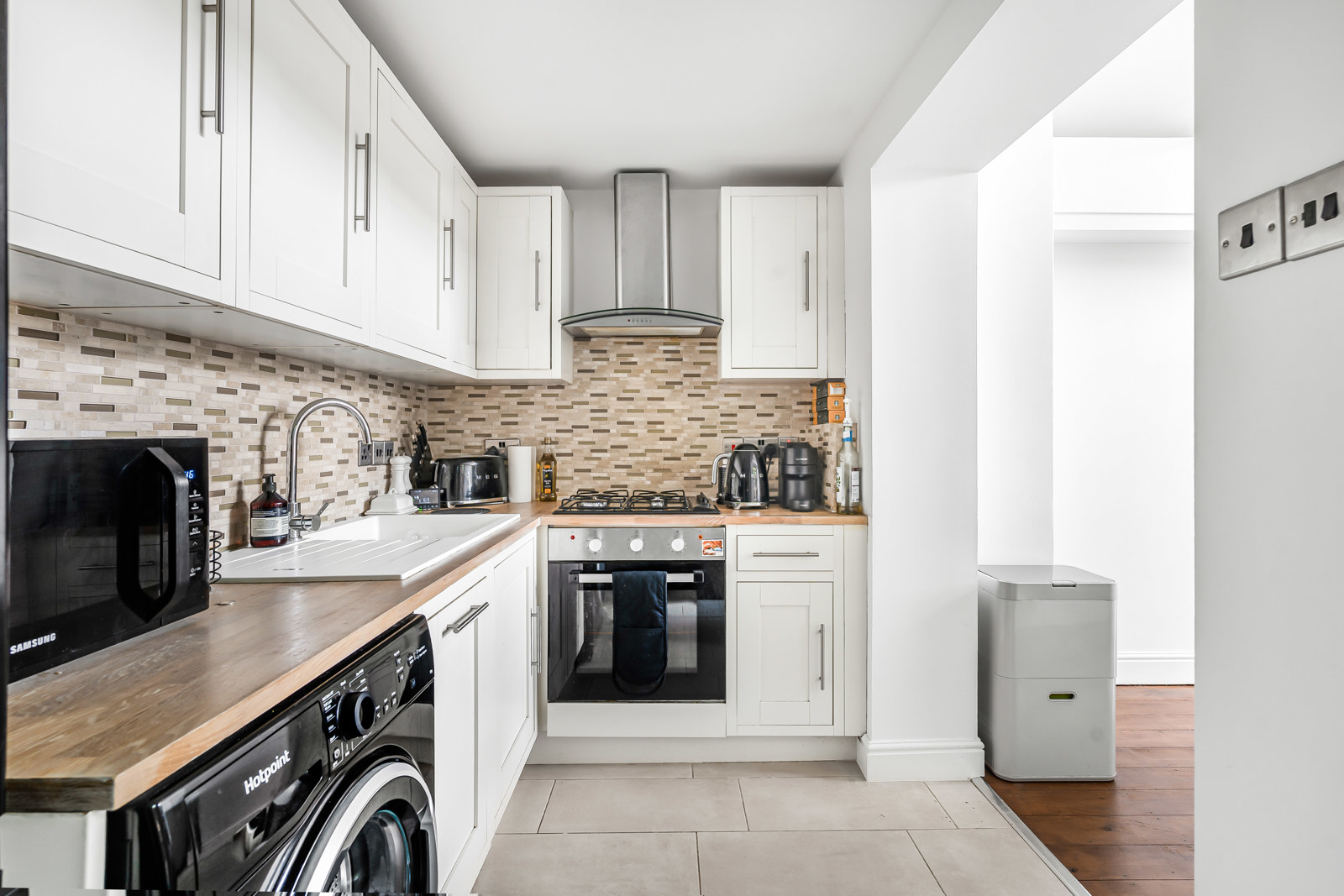 The Street, Wrecclesham, Farnham, Surrey, GU10, photo 3