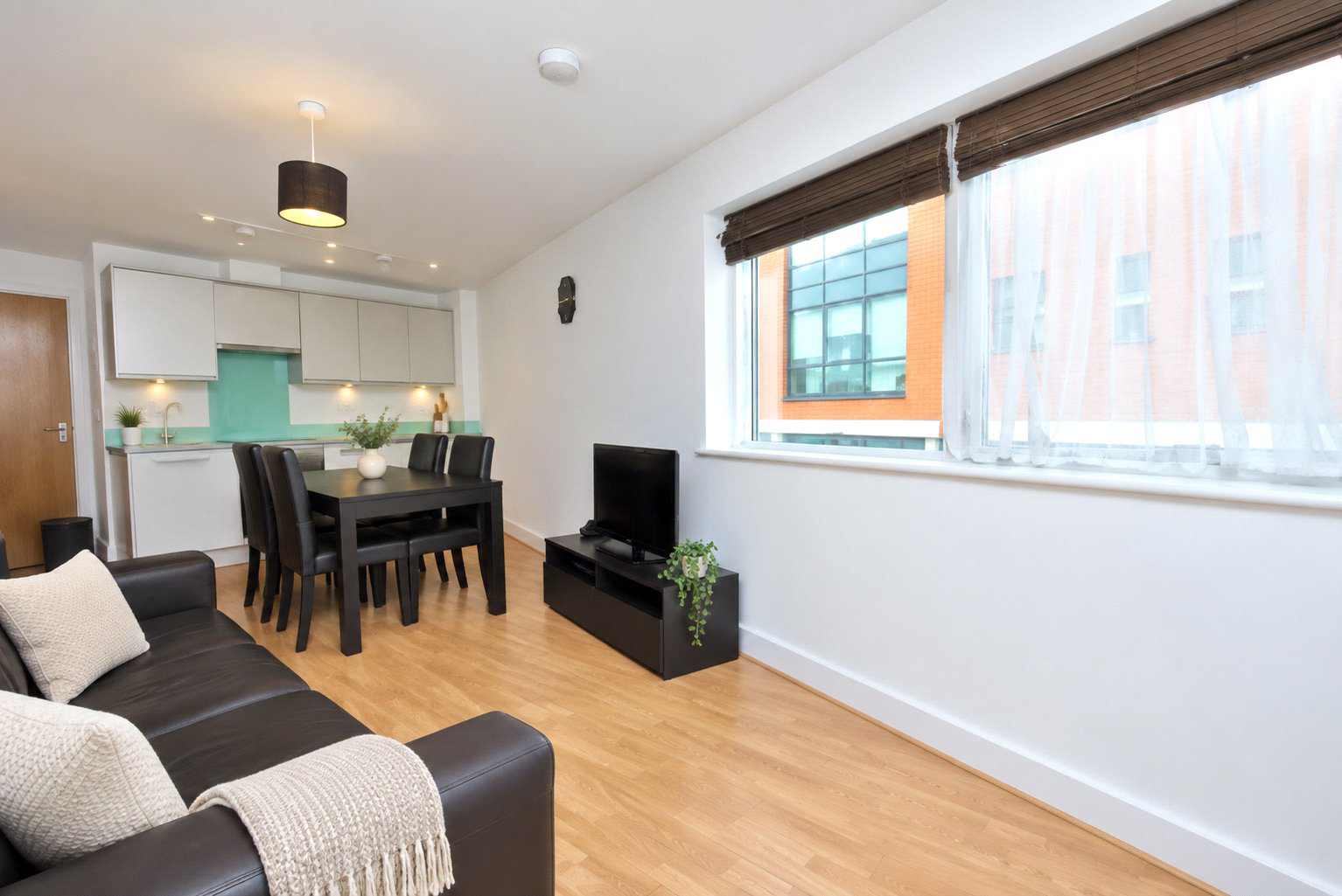 Walnut Tree Close, Guildford, Surrey, GU1, photo 3