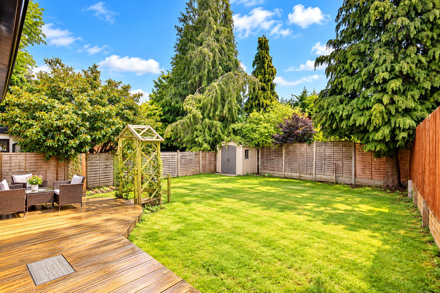 Triggs Lane, Woking, Surrey, GU22, photo 11