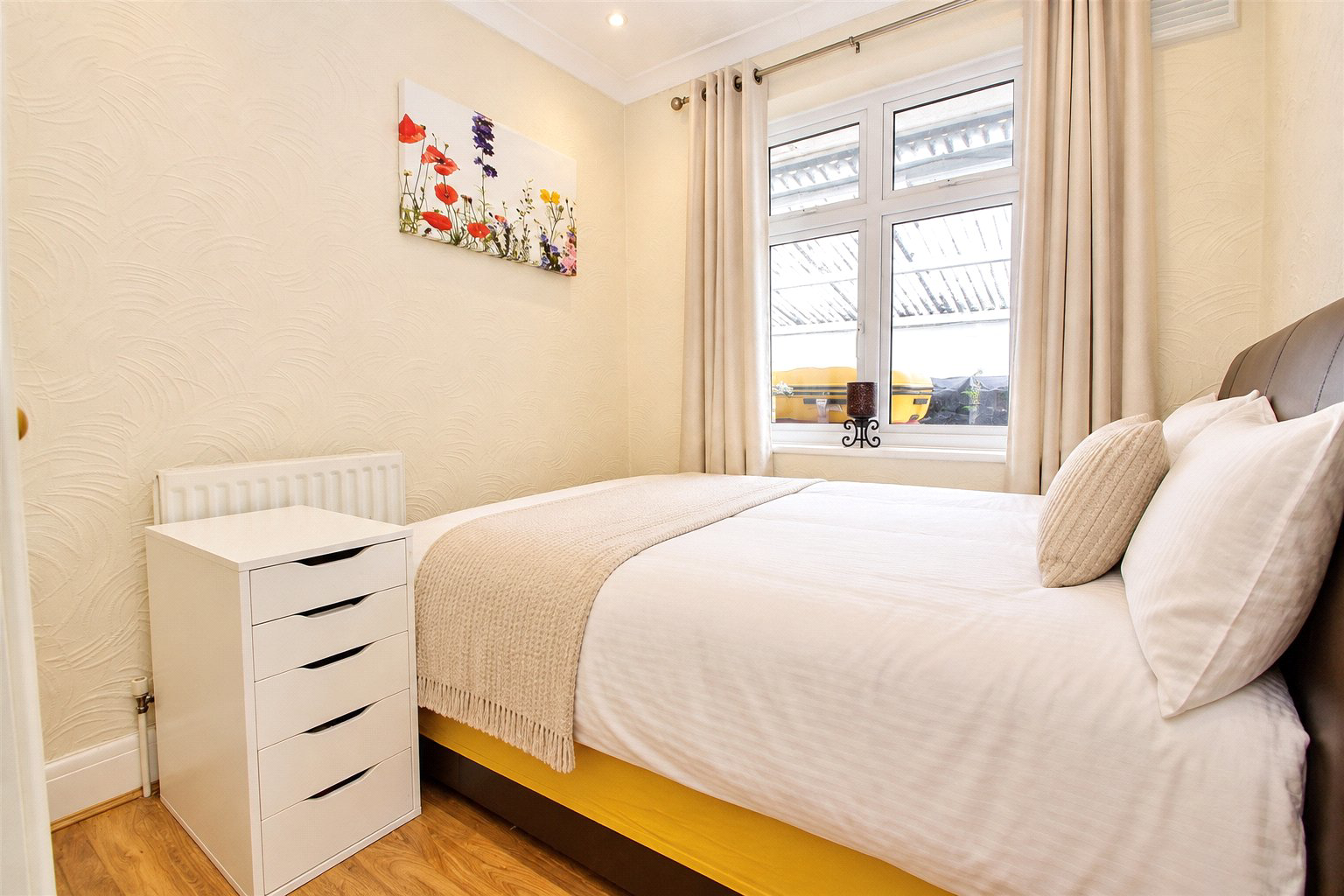 Triggs Lane, Woking, Surrey, GU22, photo 7
