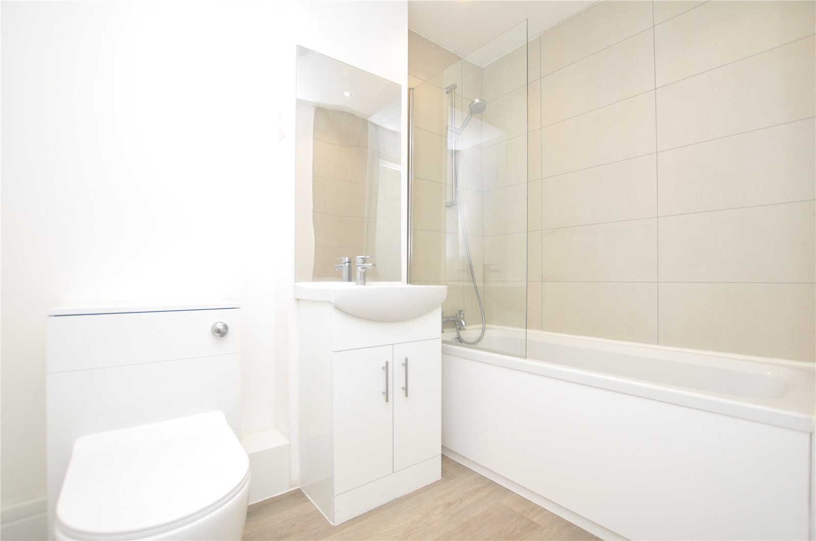 Farnborough Road, Farnborough, Hampshire, GU14, photo 5